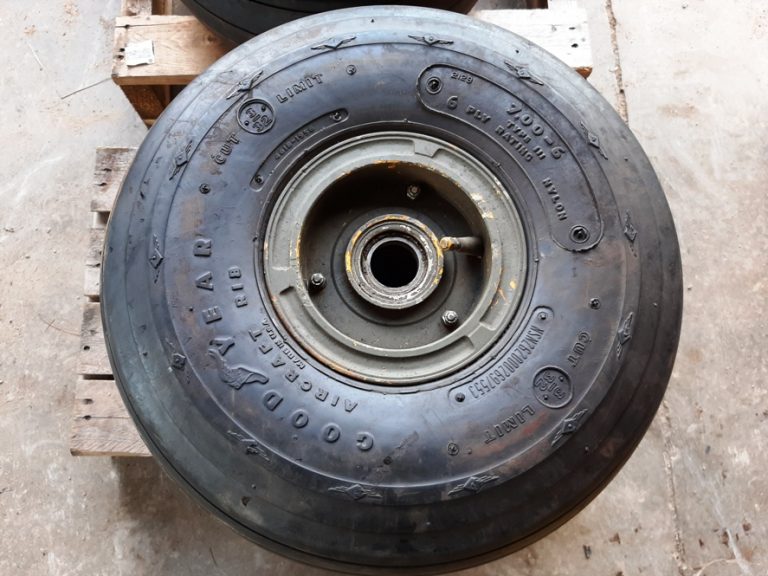 7.006 Goodyear aircraft tire on wheel Military Tires