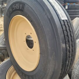 10R22.5 Firestone FS561 on m200a1 trailer wheel